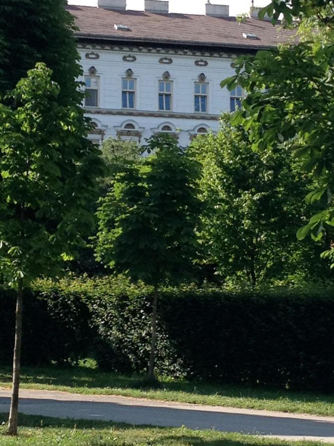 Augartenblick Penthaus 17 - Blick Zum Riesenrad Виена Екстериор снимка